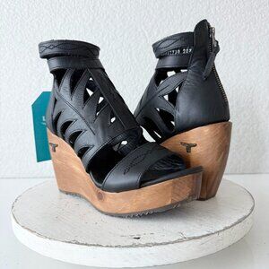 NEW Lane Boots BECCA Womens Black Wedges Western Sandals Leather Wooden Heel 10